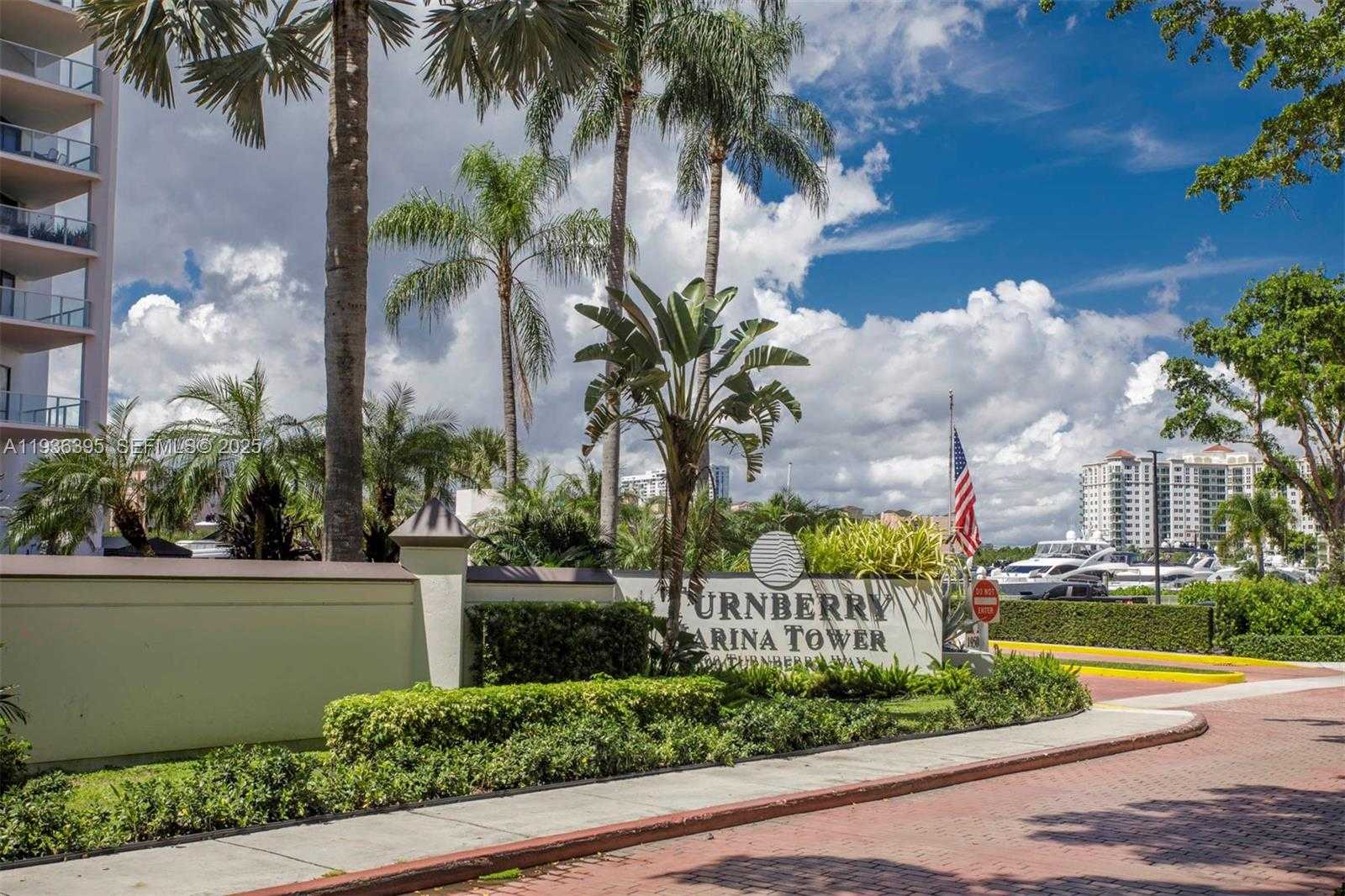 Small Image of 19500 TURNBERRY WAY #5F, Aventura Number 2