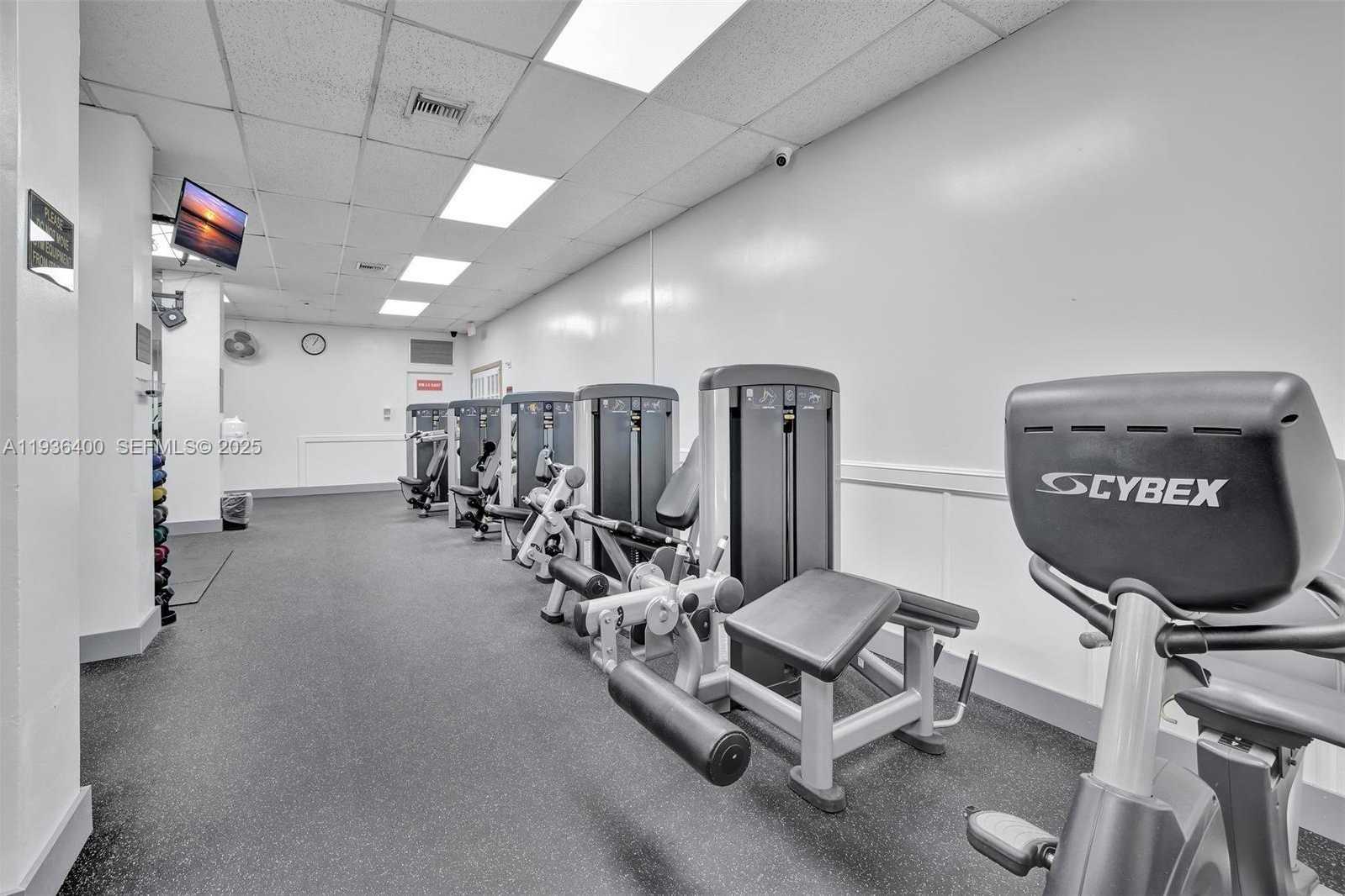 Small Image of 3800 SOUTH OCEAN DR #423, Hollywood Number 21