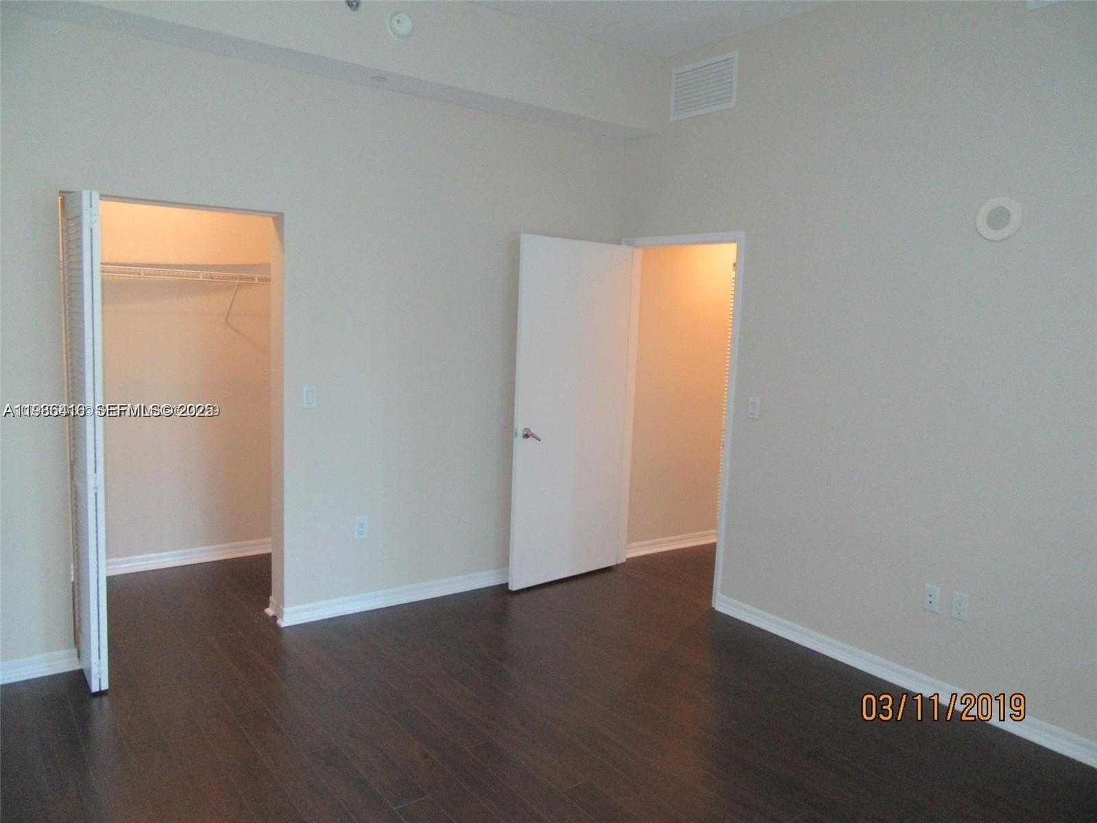 Small Image of 950 BRICKELL BAY DR #1003, Miami Number 6