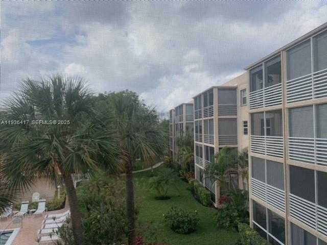Small Image of 1541 SOUTH OCEAN BLVD #317, Lauderdale By The Sea Number 21