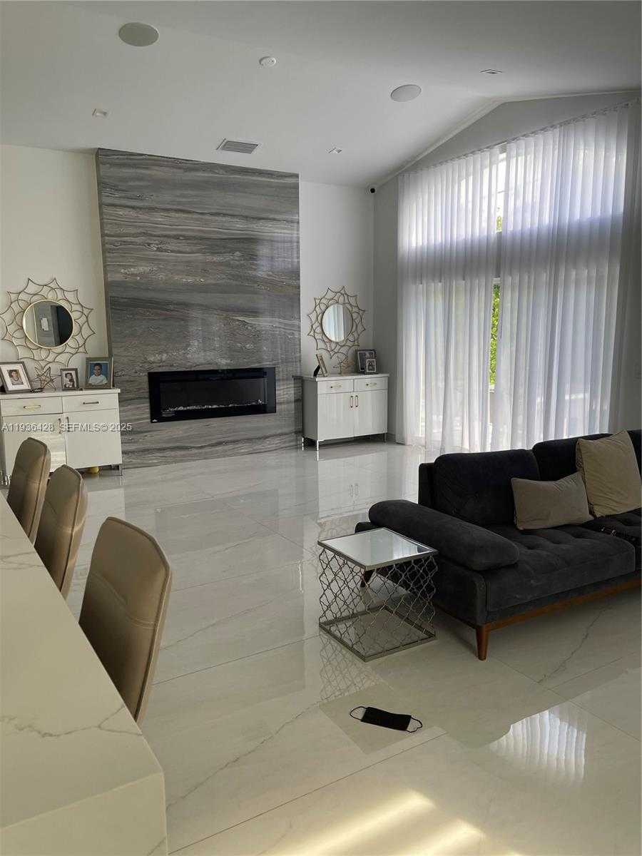 Imagen de Pequeño Objeto