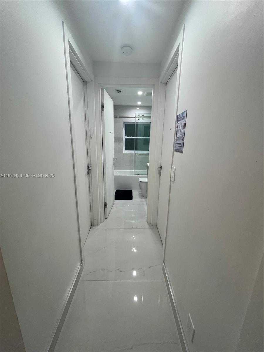 Imagen de Pequeño Objeto