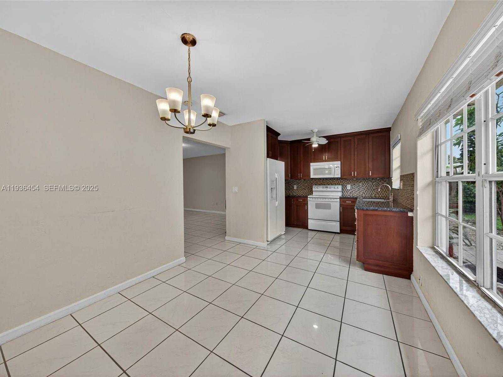 Small Image of 1412 NORTH EAST 14TH PL, Fort Lauderdale Number 6