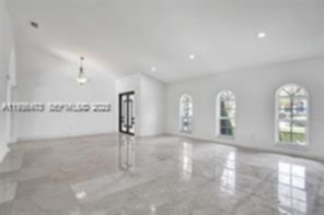 Small Image of 13015 BISCAYNE ISLAND TER, North Miami Number 11