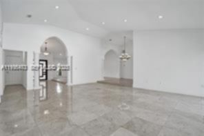 Small Image of 13015 BISCAYNE ISLAND TER, North Miami Number 14