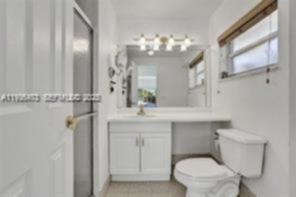 Small Image of 13015 BISCAYNE ISLAND TER, North Miami Number 27