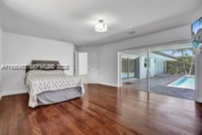 Small Image of 13015 BISCAYNE ISLAND TER, North Miami Number 30