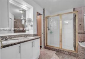 Small Image of 13015 BISCAYNE ISLAND TER, North Miami Number 32