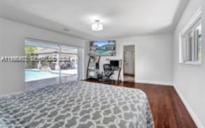 Small Image of 13015 BISCAYNE ISLAND TER, North Miami Number 38