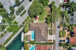 Small Image of 13015 BISCAYNE ISLAND TER, North Miami Number 44