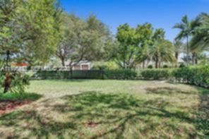 Small Image of 13015 BISCAYNE ISLAND TER, North Miami Number 46