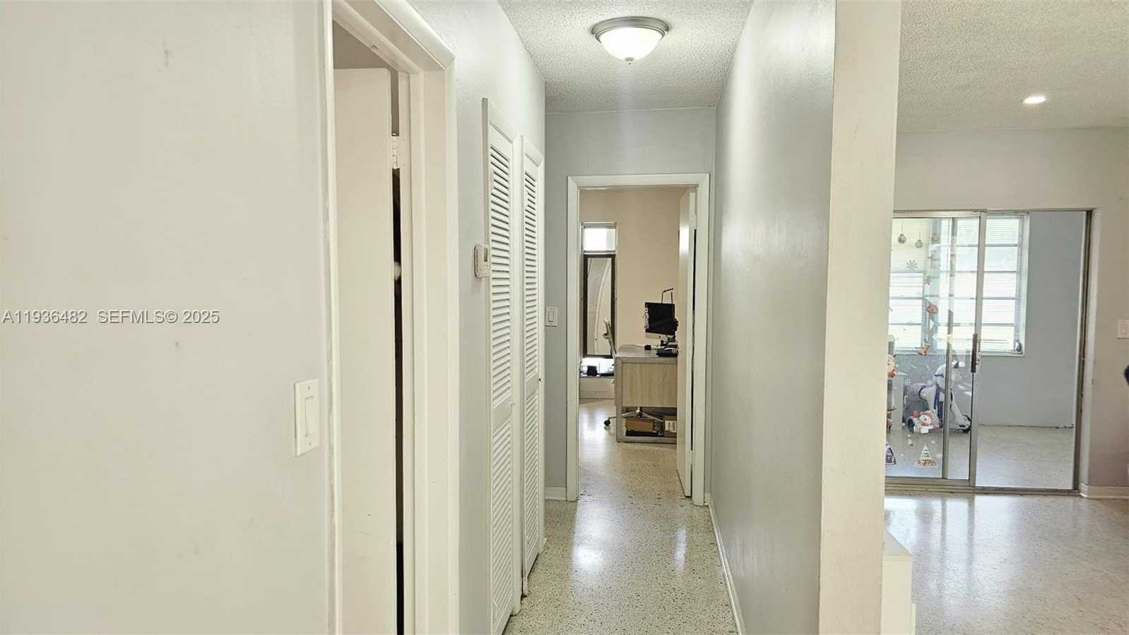 Small Image of 9721 SOUTH WEST 37TH TER #9721, Miami Number 13