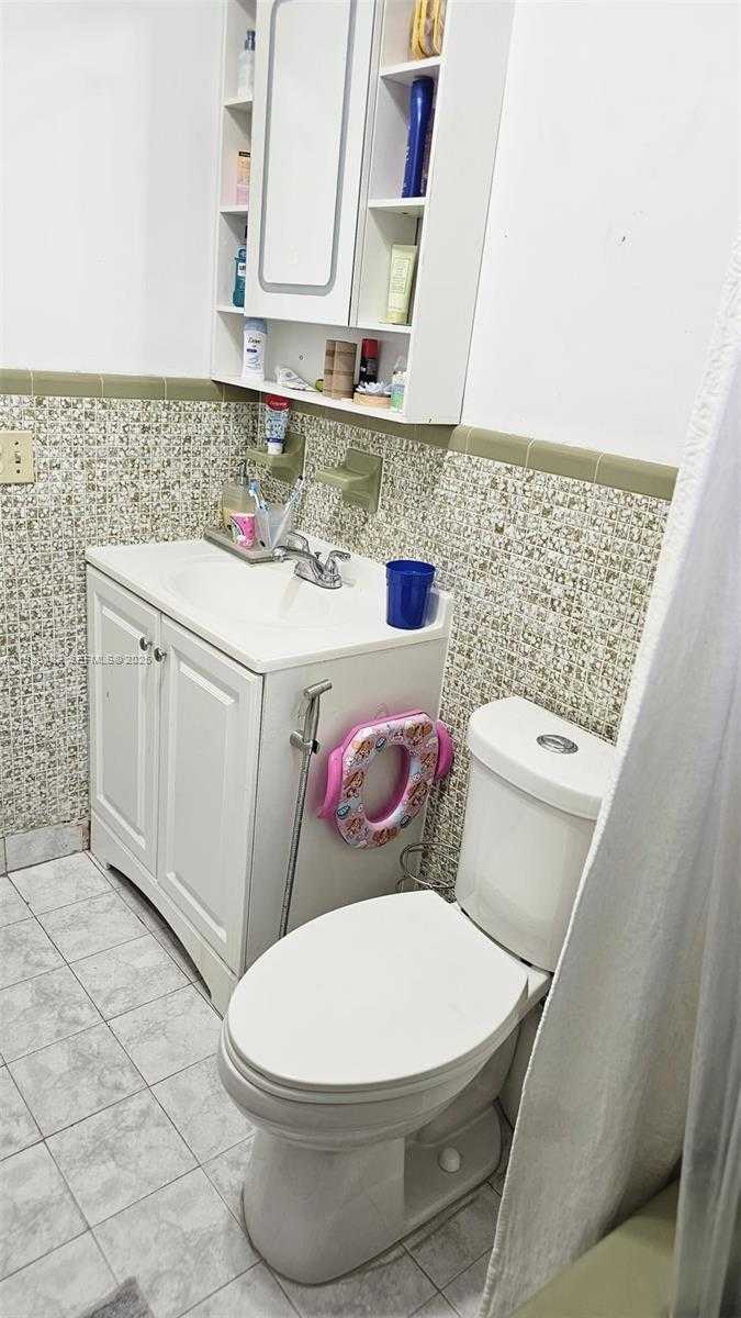 Small Image of 9721 SOUTH WEST 37TH TER #9721, Miami Number 15