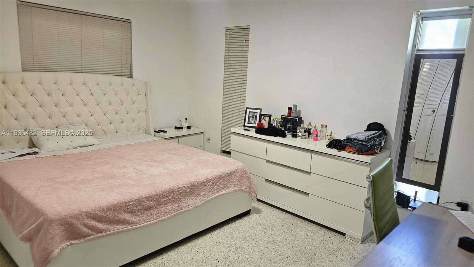 Small Image of 9721 SOUTH WEST 37TH TER #9721, Miami Number 17