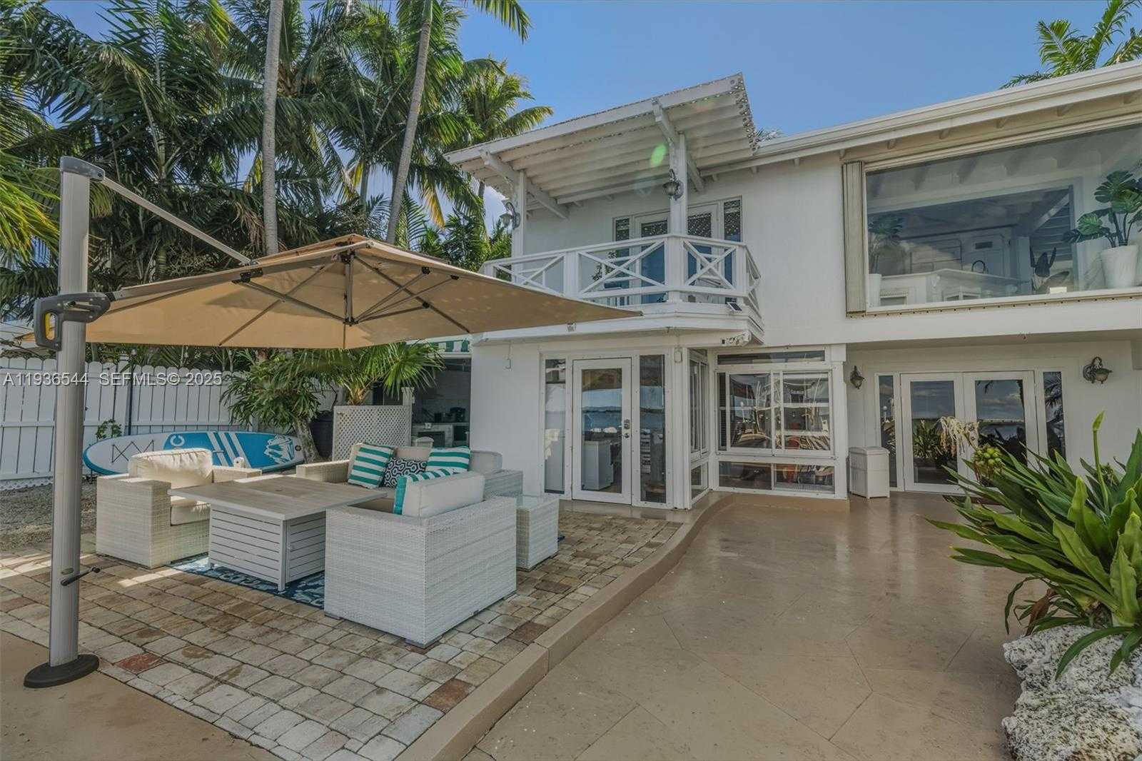 Small Image of 16 NORTH DR, Key Largo Number 20