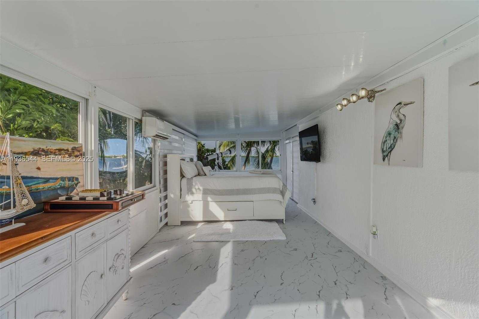 Small Image of 16 NORTH DR, Key Largo Number 51