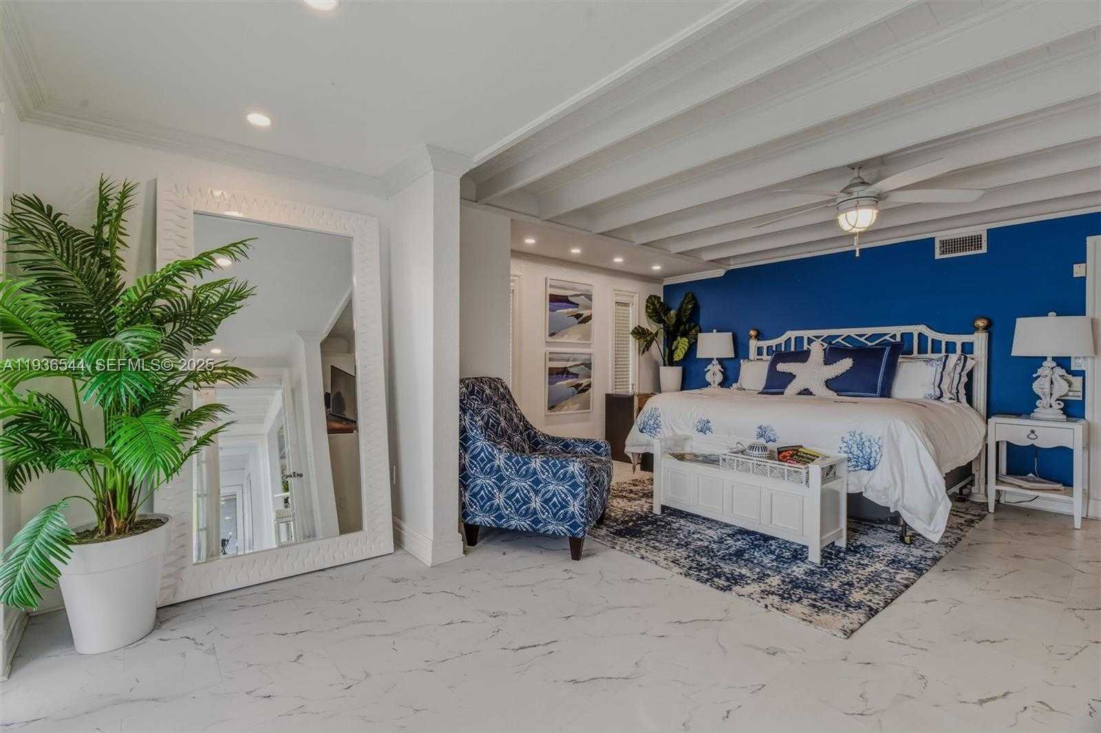 Small Image of 16 NORTH DR, Key Largo Number 56