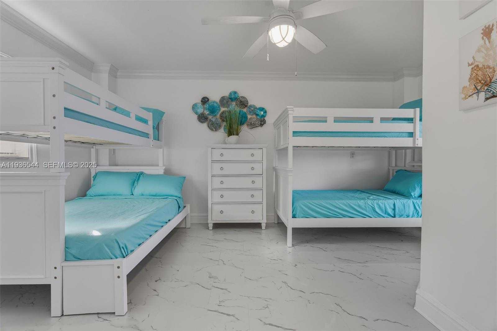 Small Image of 16 NORTH DR, Key Largo Number 68