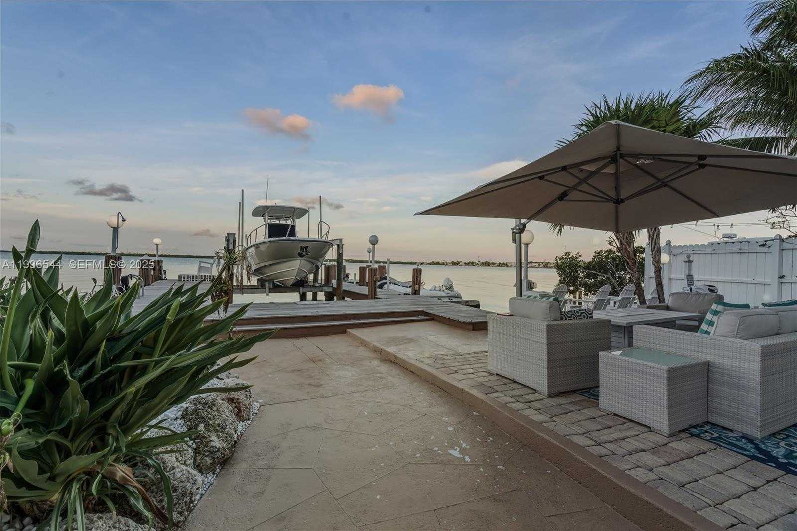 Small Image of 16 NORTH DR, Key Largo Number 91