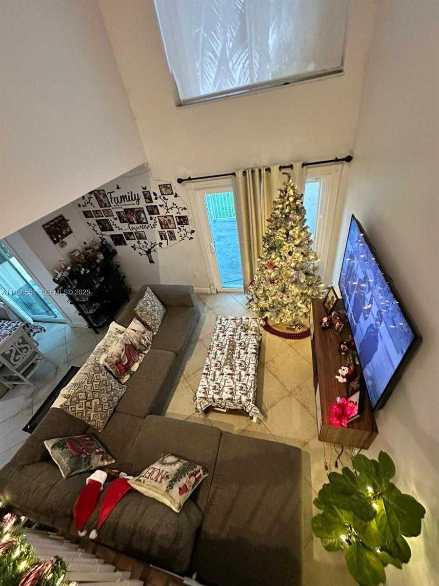 Small Image of 12531 NORTH WEST 7TH LN, Miami Number 17