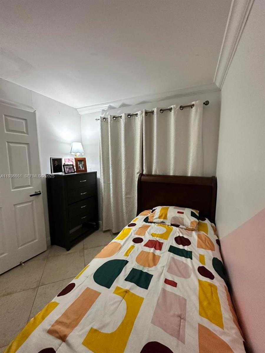 Small Image of 12531 NORTH WEST 7TH LN, Miami Number 2