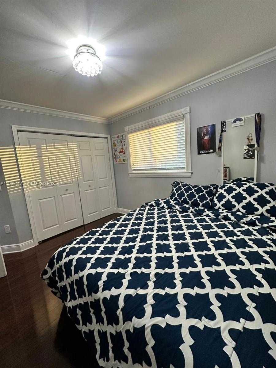 Small Image of 12531 NORTH WEST 7TH LN, Miami Number 25