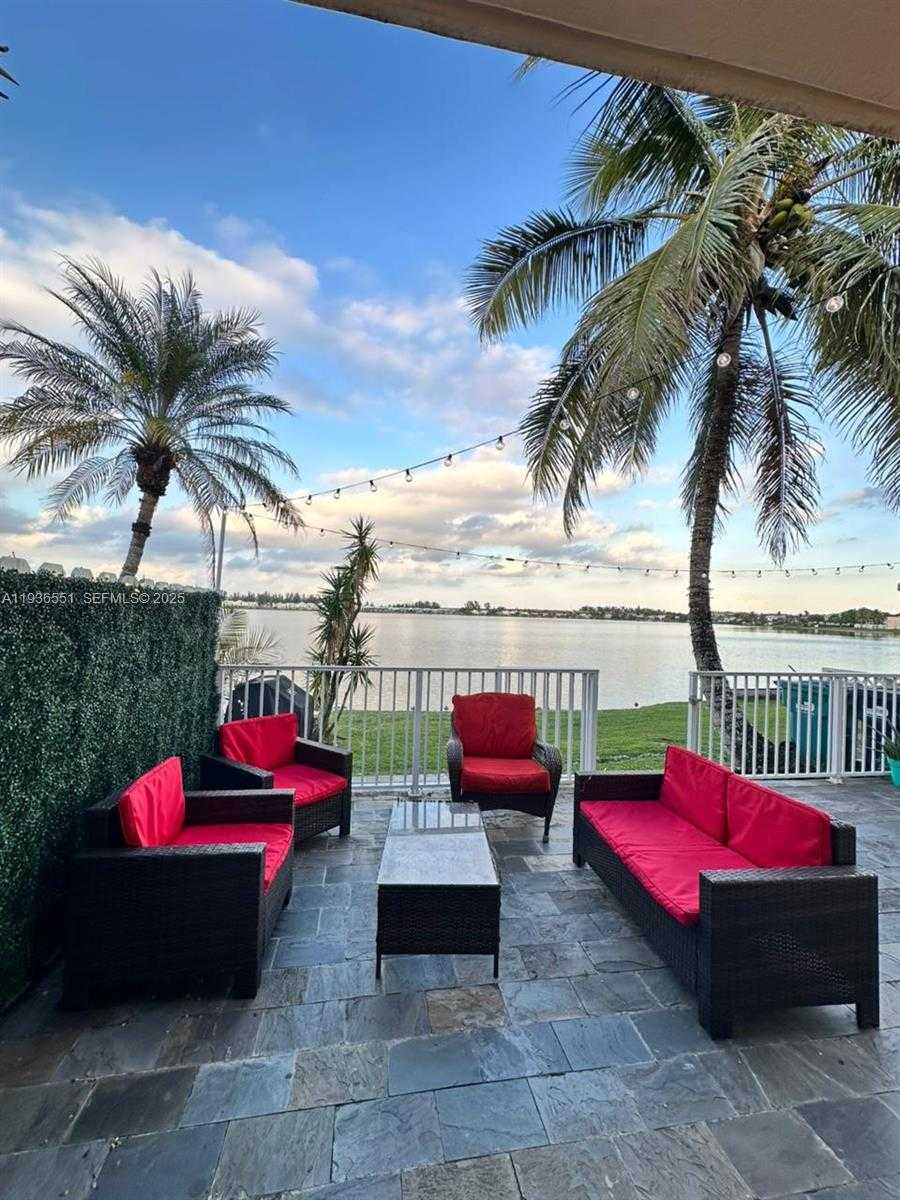 Small Image of 12531 NORTH WEST 7TH LN, Miami Number 36