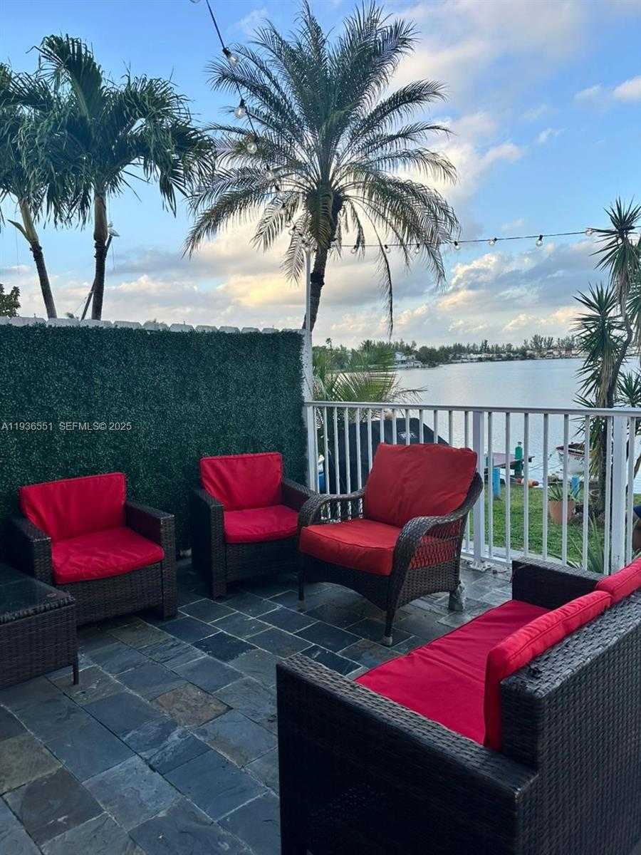 Small Image of 12531 NORTH WEST 7TH LN, Miami Number 37