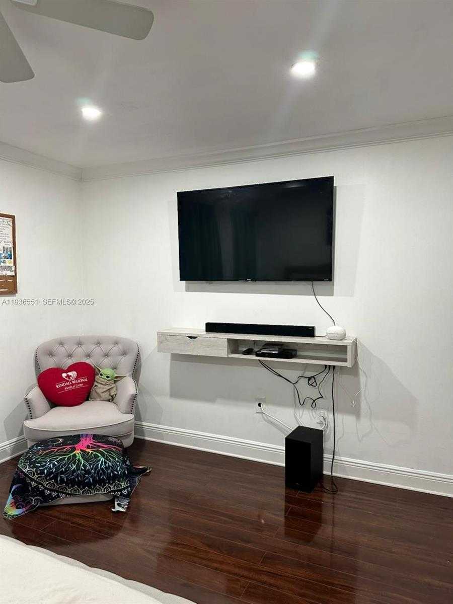Small Image of 12531 NORTH WEST 7TH LN, Miami Number 42