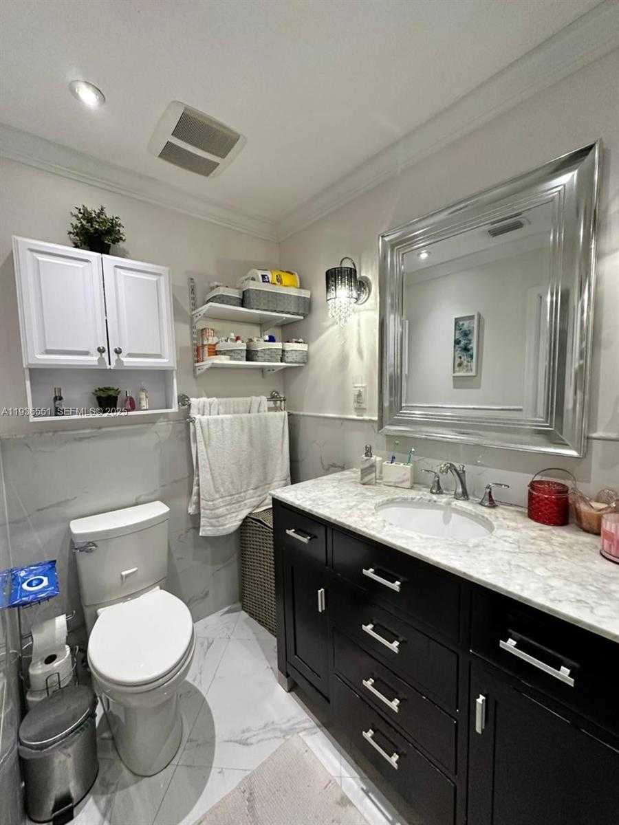 Small Image of 12531 NORTH WEST 7TH LN, Miami Number 48