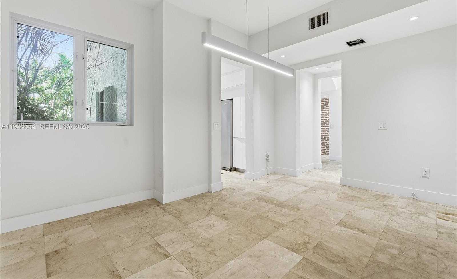 Small Image of 3135 NE 211 ST, Aventura Number 16