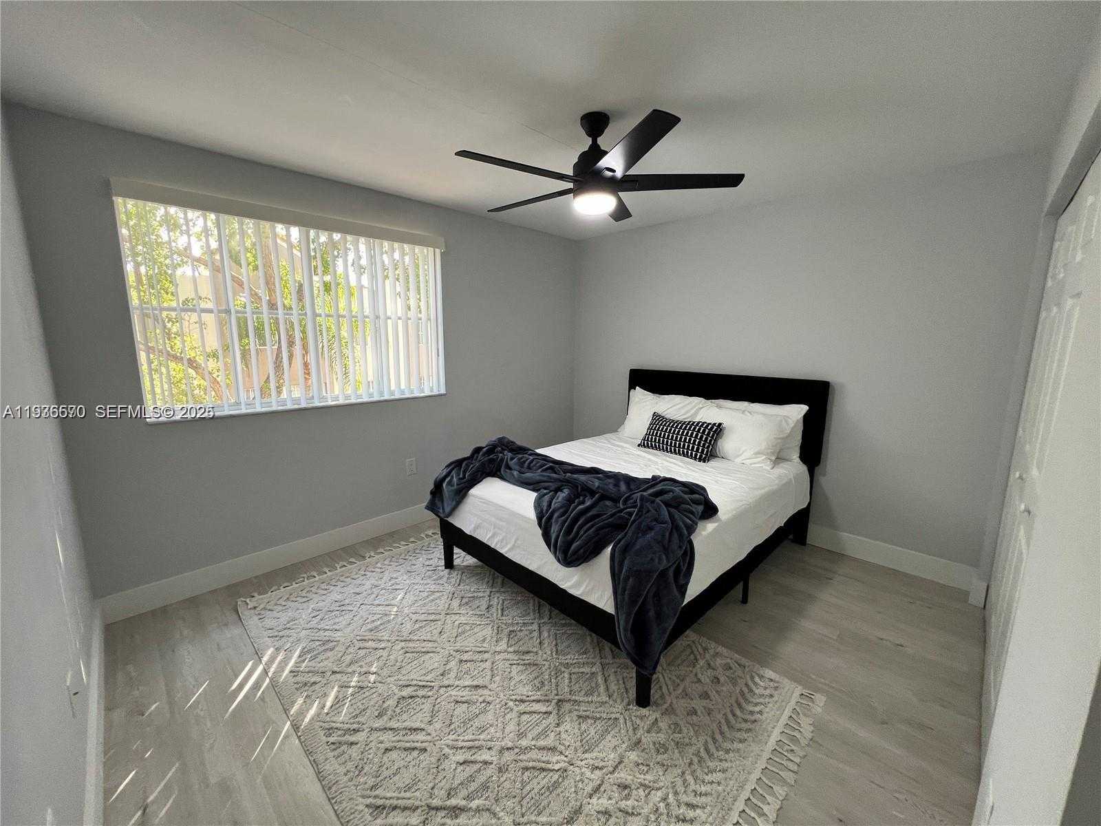 Small Image of 6155 NORTH WEST 186TH ST #305, Hialeah Number 5