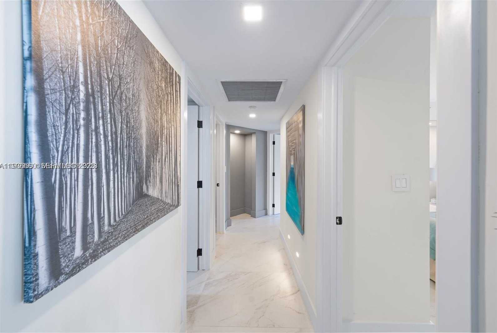 Small Image of 3530 MYSTIC POINTE DR #715, Aventura Number 19