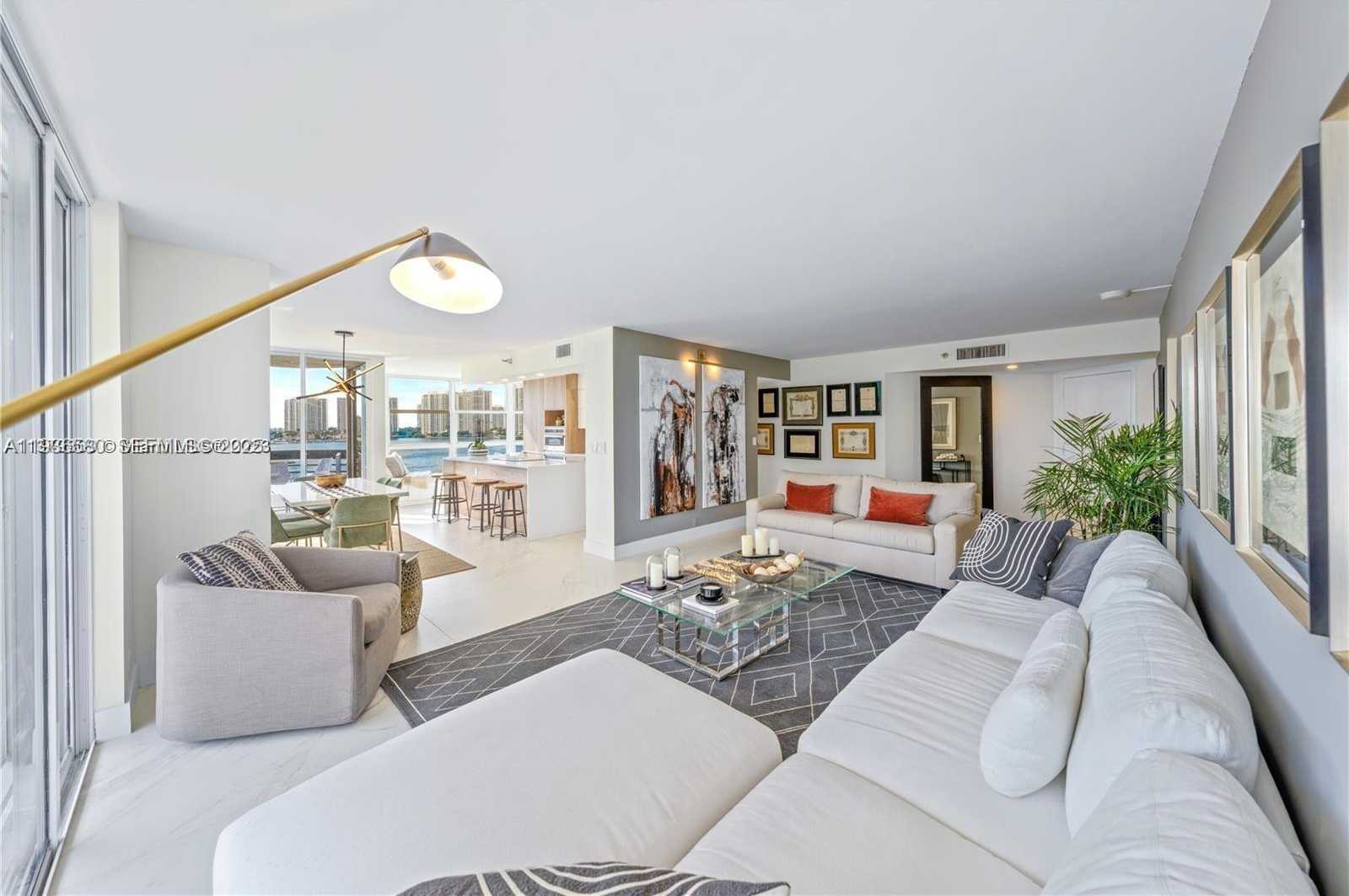 Small Image of 3530 MYSTIC POINTE DR #715, Aventura Number 3