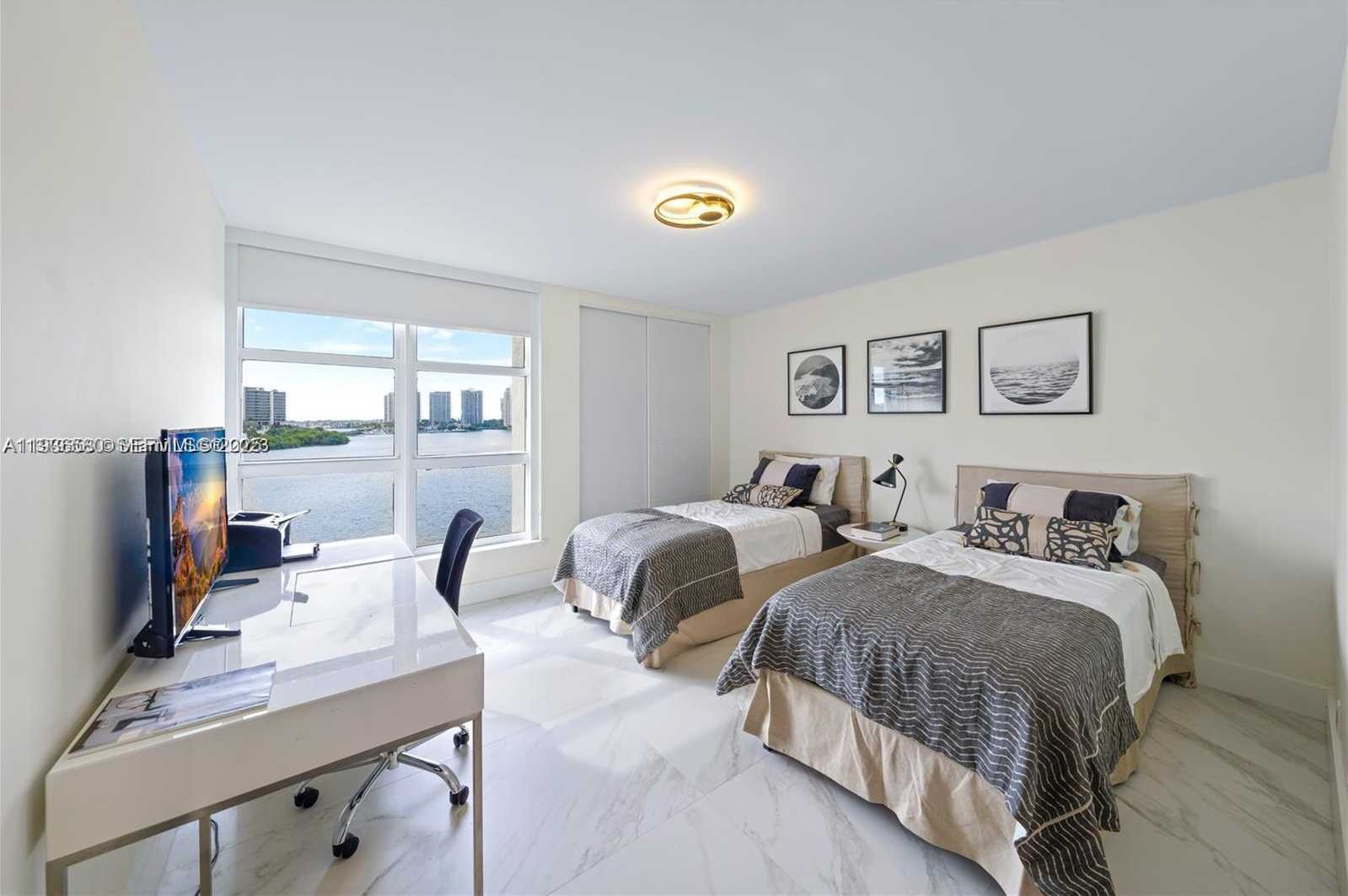 Small Image of 3530 MYSTIC POINTE DR #715, Aventura Number 8