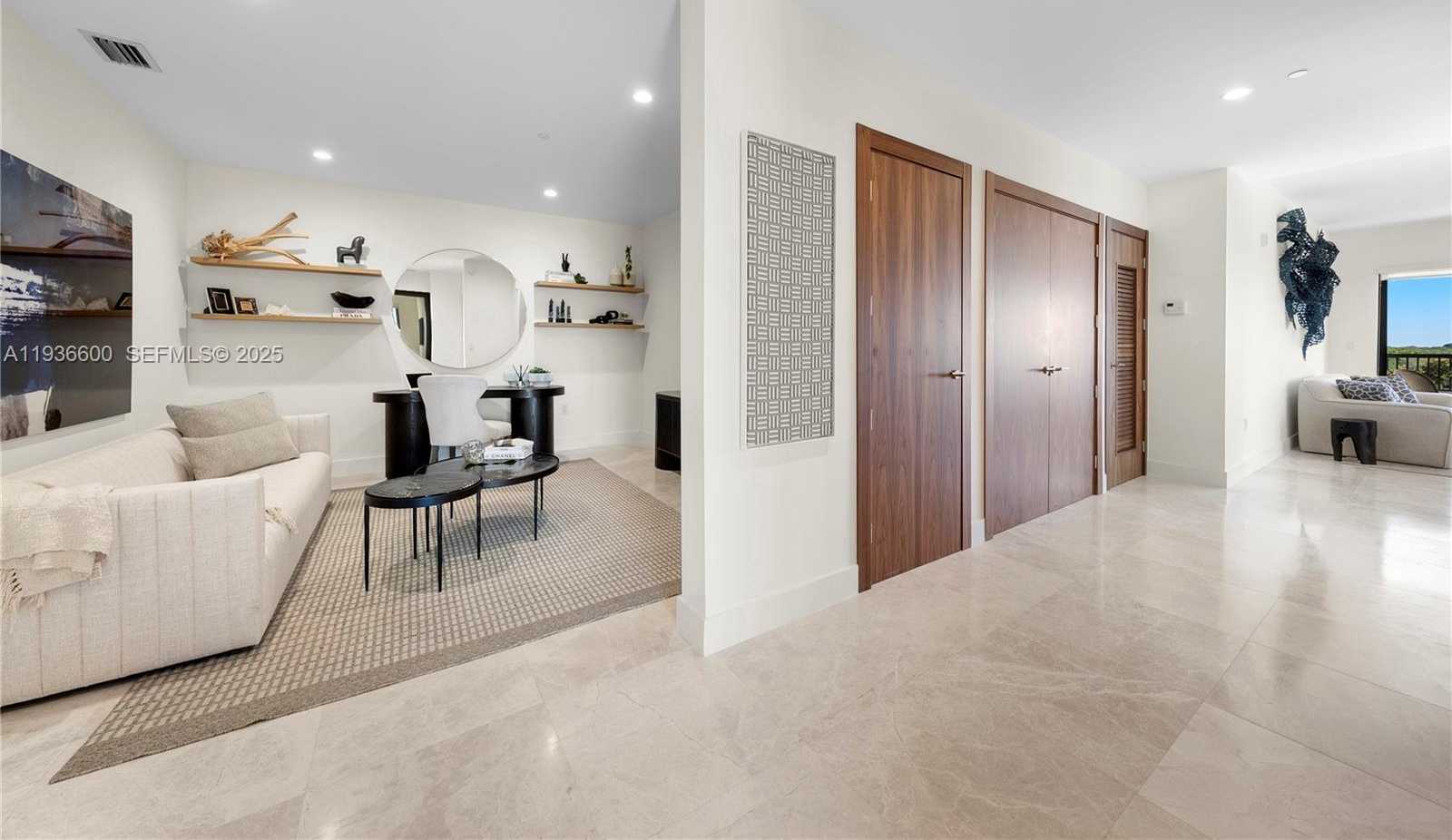 Small Image of 701 VALENCIA AVE #505, Coral Gables Number 15