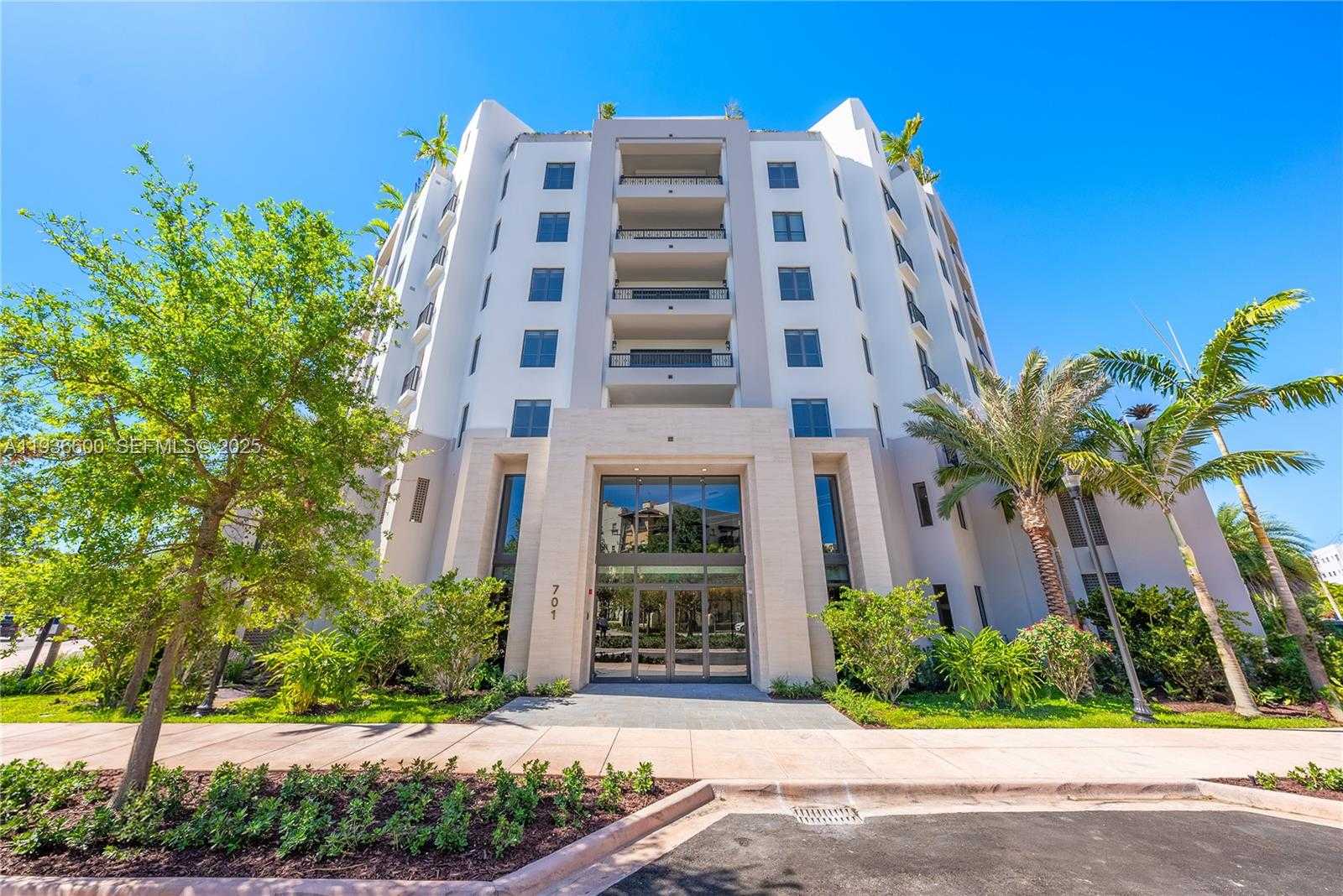 Small Image of 701 VALENCIA AVE #505, Coral Gables Number 2
