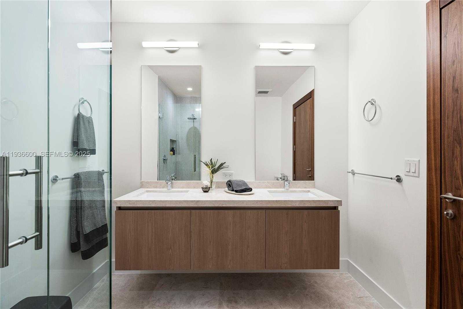 Small Image of 701 VALENCIA AVE #505, Coral Gables Number 20