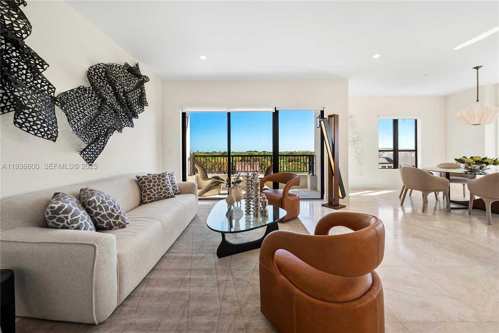 Small Image of 701 VALENCIA AVE #505, Coral Gables Number 4