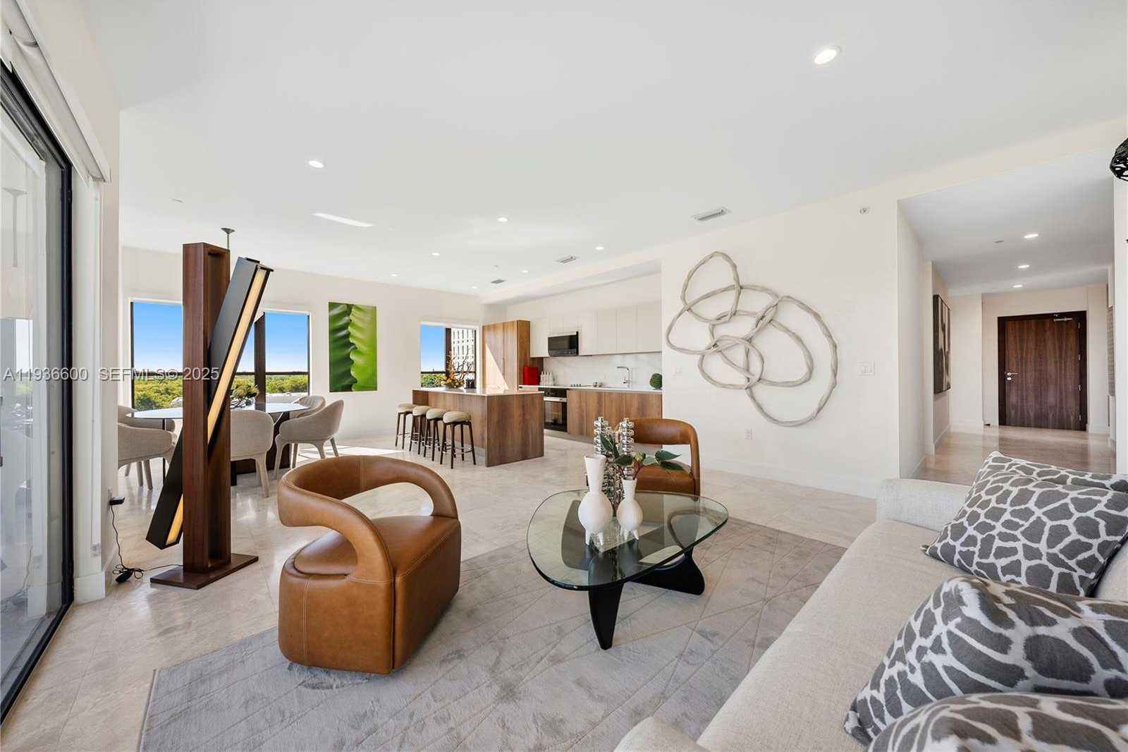 Small Image of 701 VALENCIA AVE #505, Coral Gables Number 7