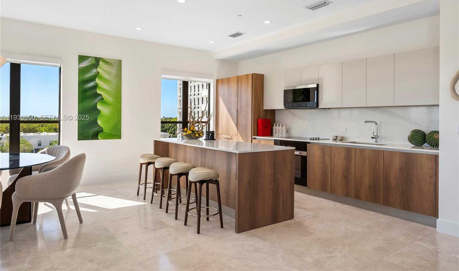 Small Image of 701 VALENCIA AVE #505, Coral Gables Number 8