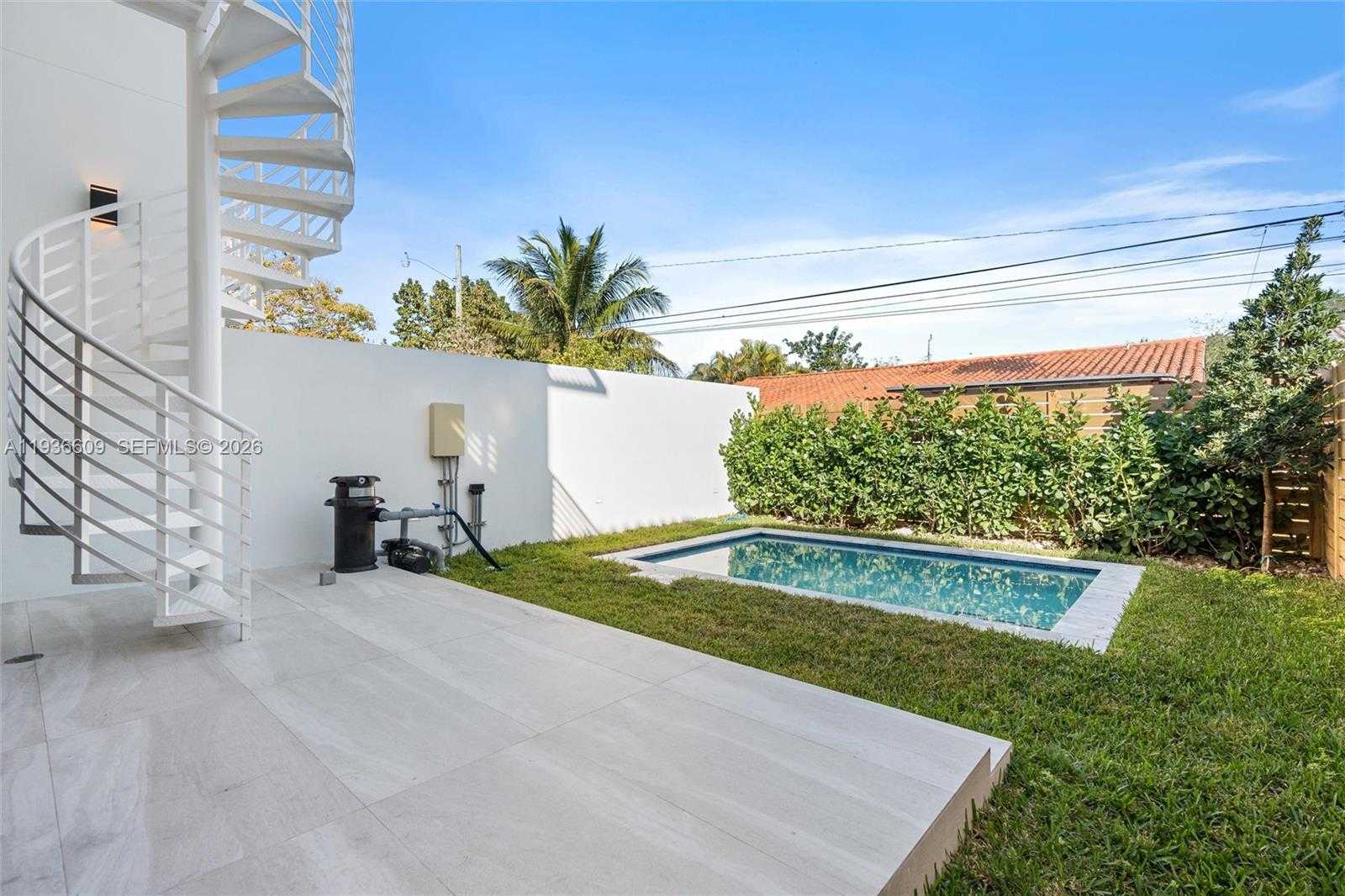 Small Image of 1247 SOUTH WEST 13TH AVE, Miami Number 22