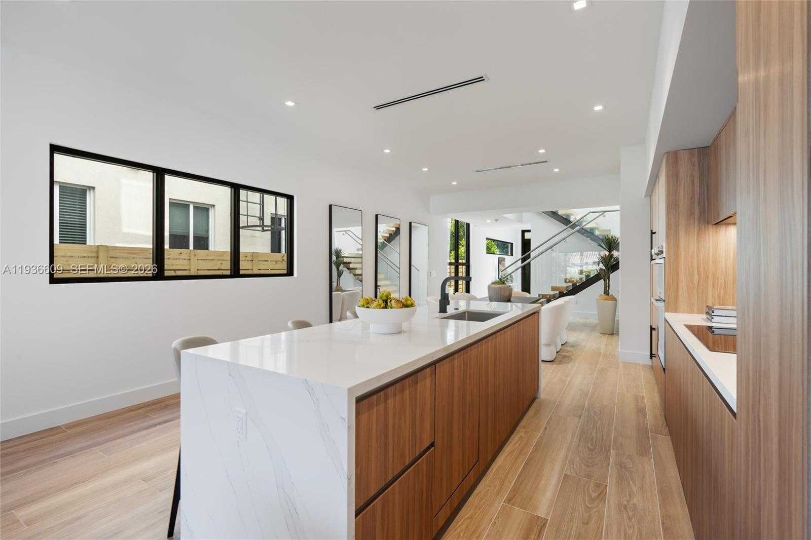 Small Image of 1247 SOUTH WEST 13TH AVE, Miami Number 7