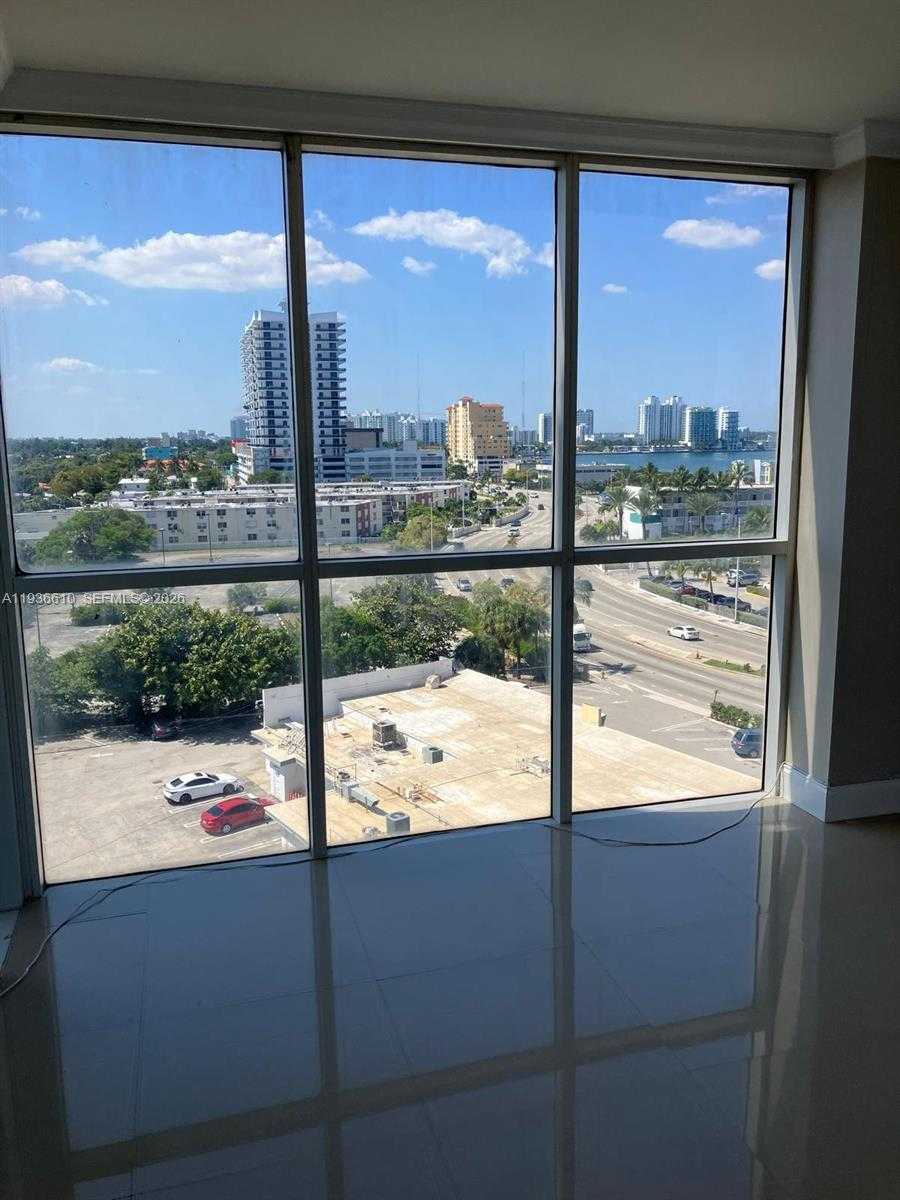 Small Image of 7601 EAST TREASURE DR #911, North Bay Village Number 10