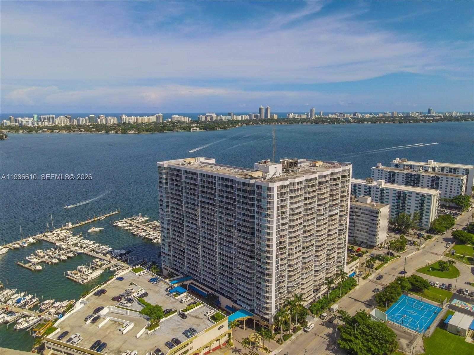 Small Image of 7601 EAST TREASURE DR #911, North Bay Village Number 26