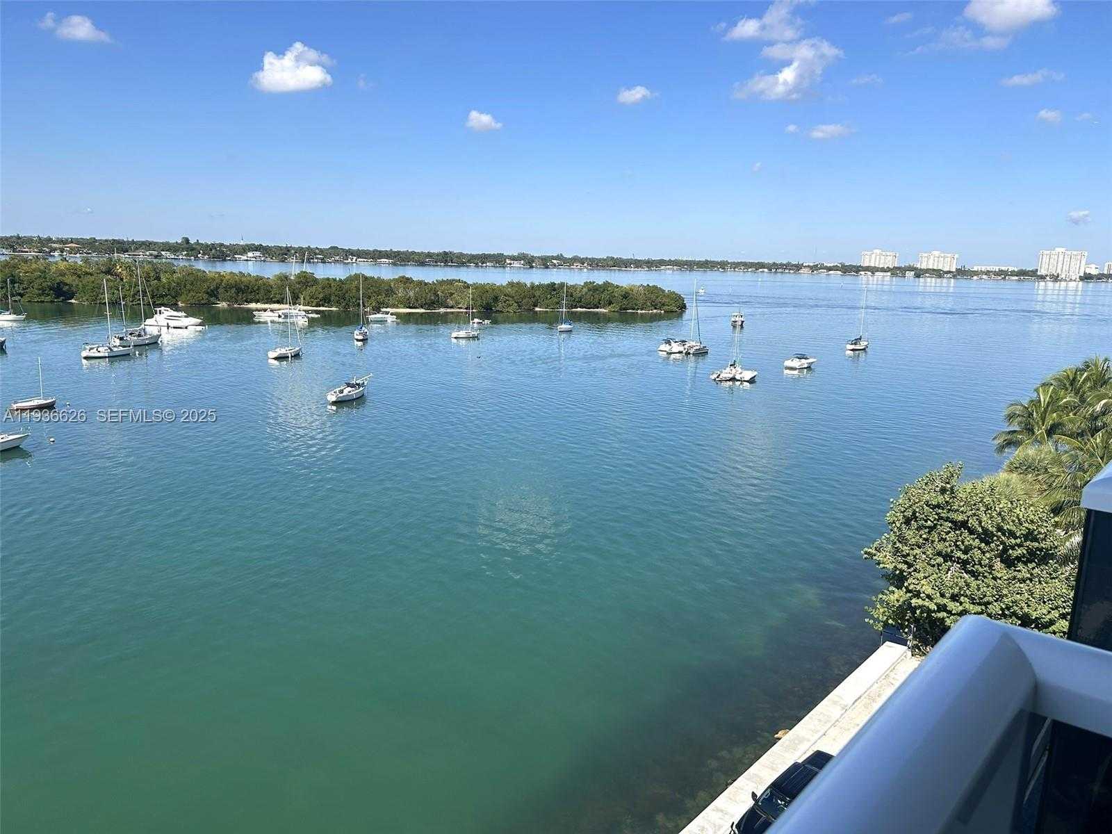 Small Image of 7928 WEST DR #707, North Bay Village Number 10