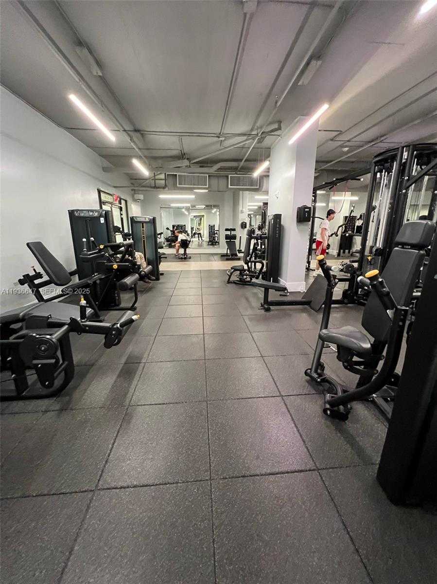 Small Image of 1901 BRICKELL AVE #B2106, Miami Number 14