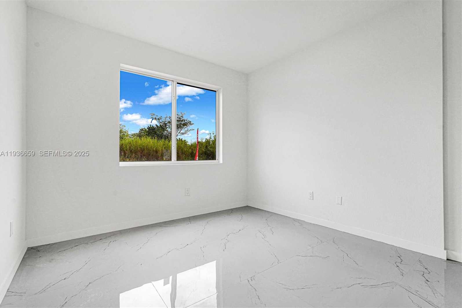 Small Image of 22431 SOUTH WEST 125 AVE #19B, Miami Number 5