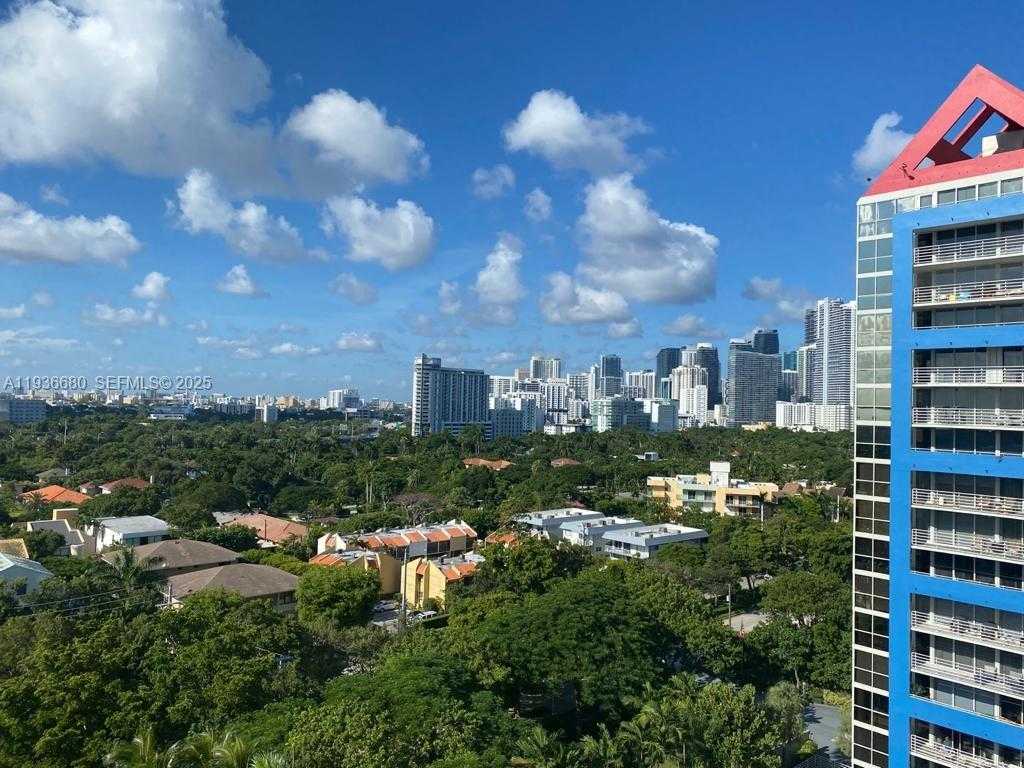Small Image of 2101 BRICKELL AVE #1001, Miami Number 5