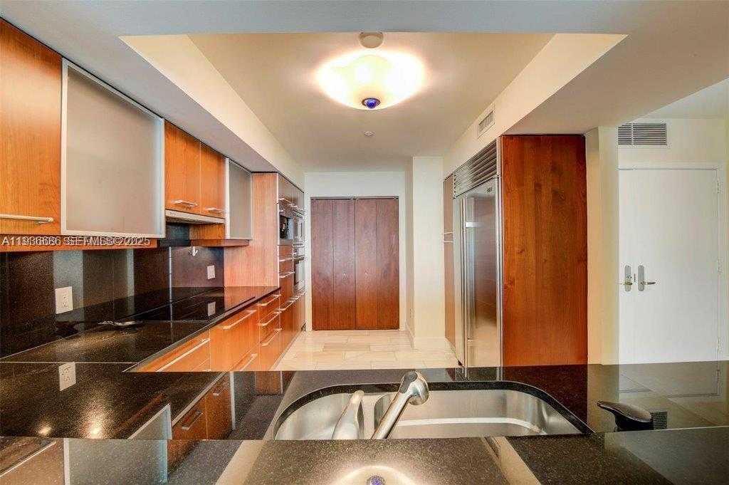 Small Image of 1331 BRICKELL BAY DR #903, Miami Number 13